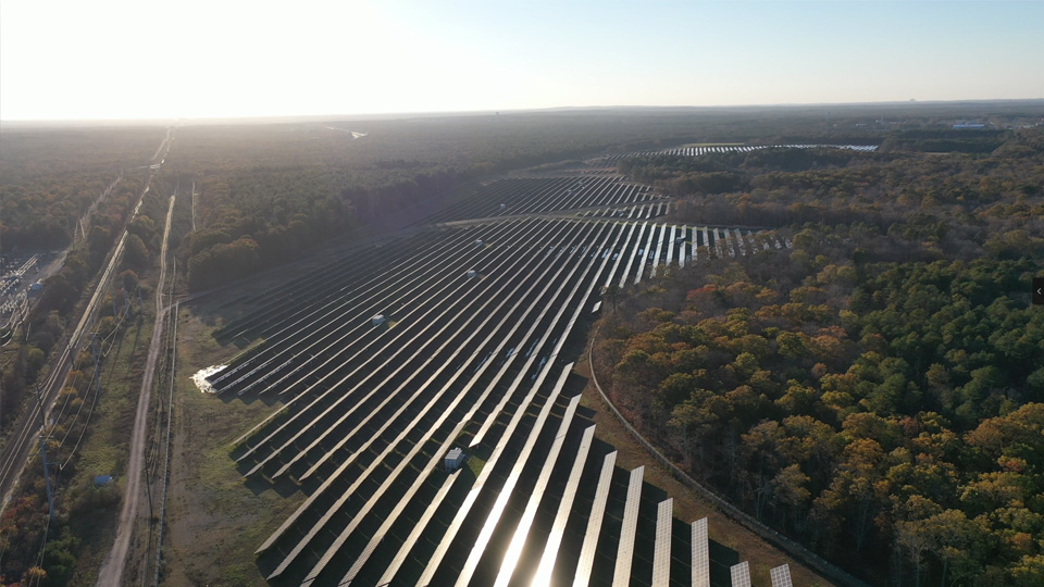 The drone aerial photography of the solar power station is so spectacular!